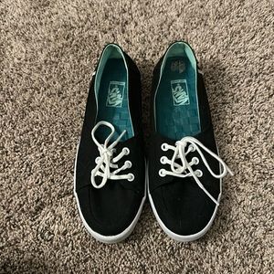 Vans women’s boat shoes